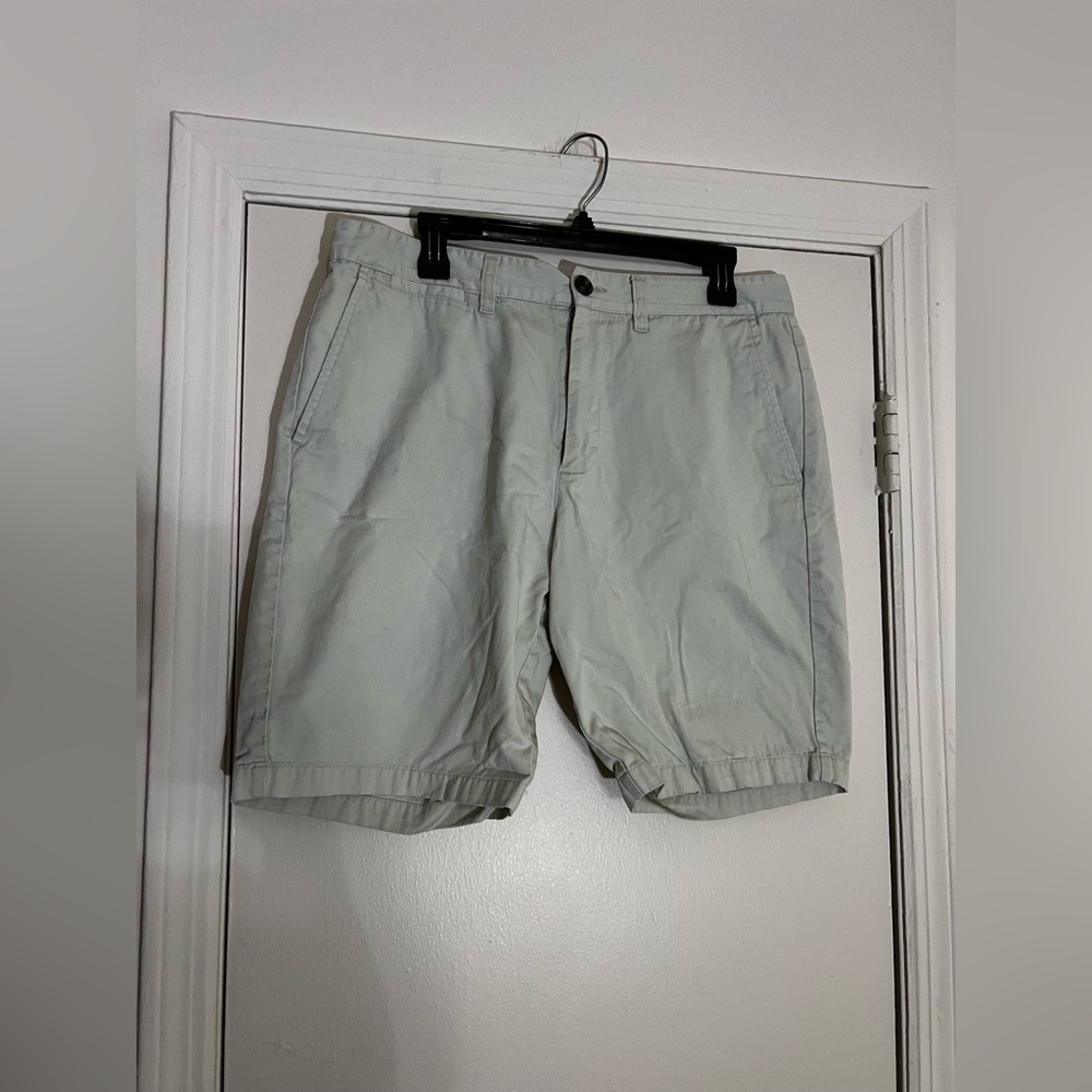 Merona Tan Shorts
Size 34W